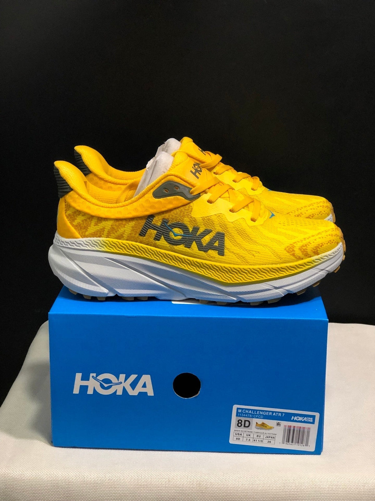 HOKA ONE ONE Challenger 7 Trail Running Shoes