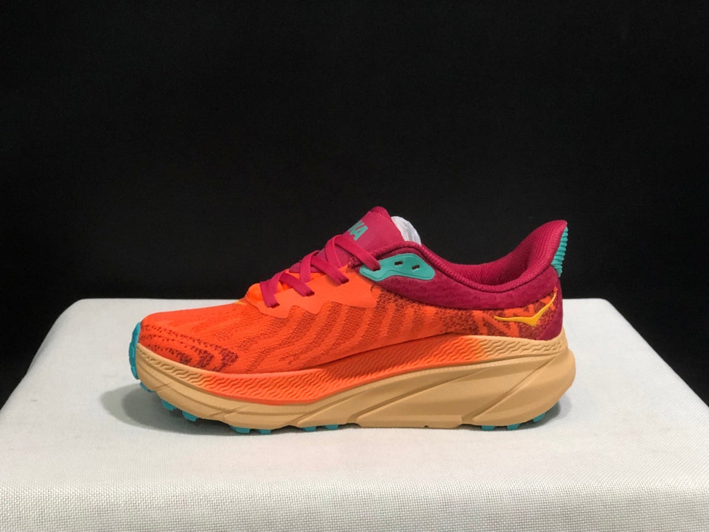 HOKA ONE ONE Challenger 7 Trail Running Shoes