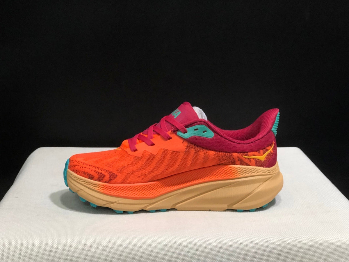 HOKA ONE ONE Challenger 7 Trail Running Shoes